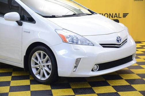 2012 Toyota Prius v Five