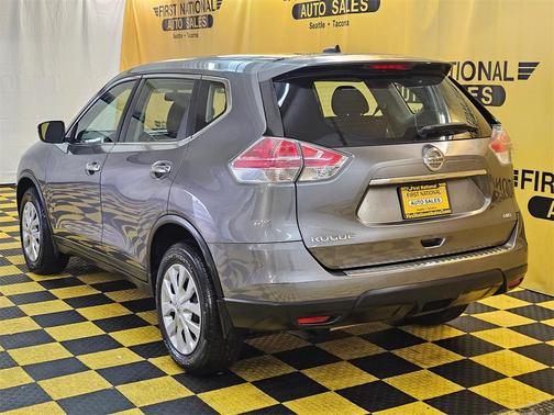 2015 Nissan Rogue S