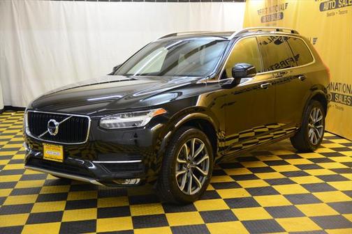 2018 Volvo XC90 T6 Momentum