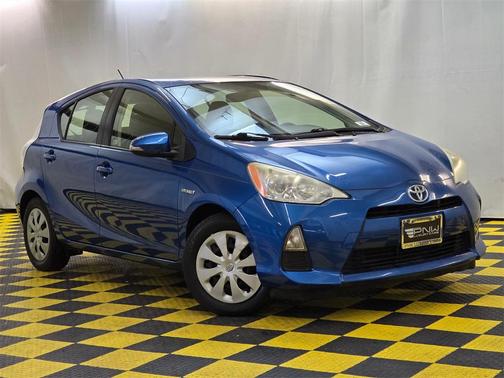 2013 Toyota Prius c Two