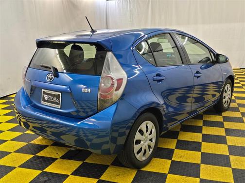 2013 Toyota Prius c Two