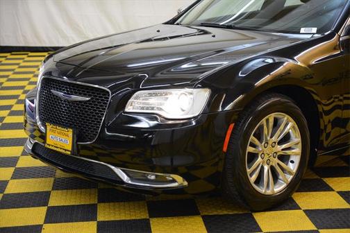 2016 Chrysler 300 S
