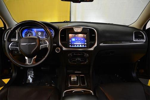 2016 Chrysler 300 S