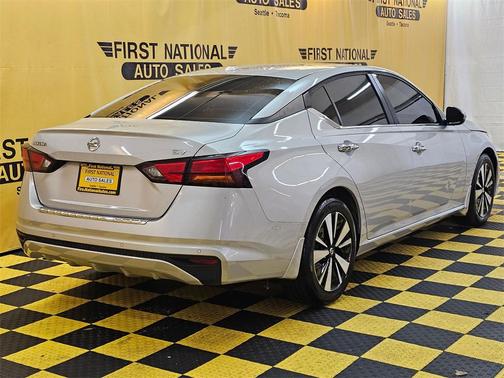 2022 Nissan Altima 2.5 SV