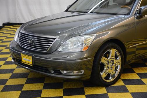 2005 Lexus LS 430 Base