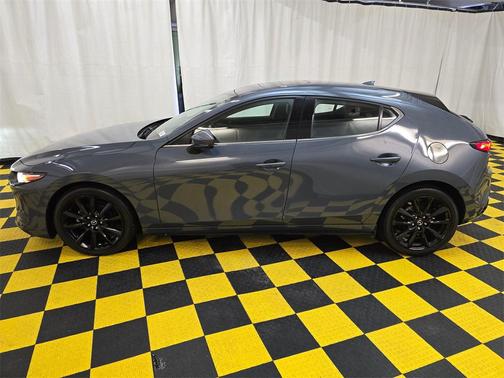 2020 Mazda Mazda3 FWD w/Premium Package