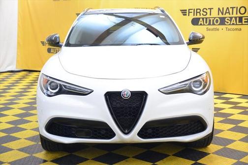 2019 Alfa Romeo Stelvio Base