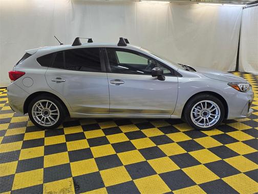 2019 Subaru Impreza 2.0i