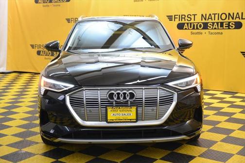 2019 Audi e-tron Premium Plus