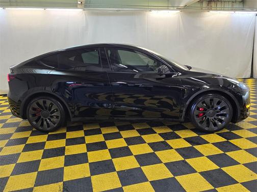 2023 Tesla Model Y Performance Dual Motor All-Wheel Drive