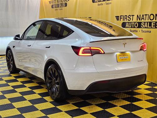 2022 Tesla Model Y Performance Dual Motor All-Wheel Drive