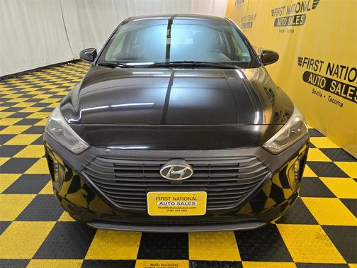 2019 Hyundai IONIQ Plug-In Hybrid Base