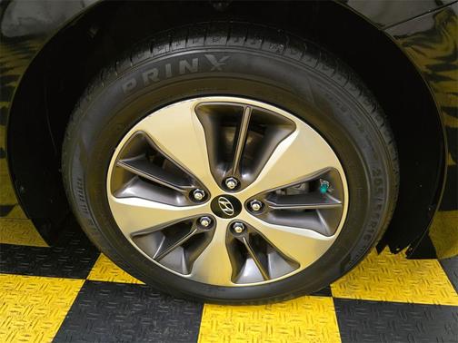 2019 Hyundai IONIQ Plug-In Hybrid Base