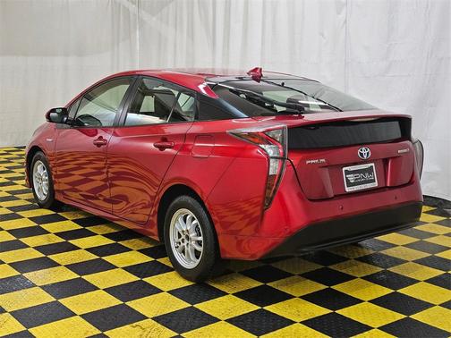 2018 Toyota Prius Three