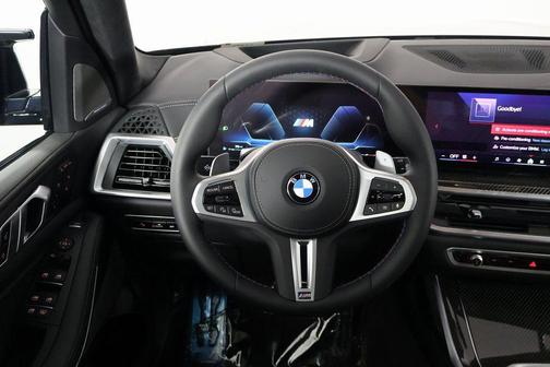 2026 BMW X7 M60i