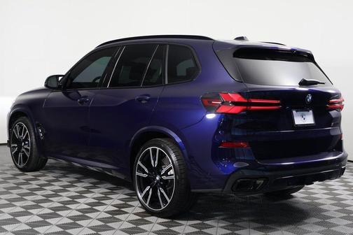 2025 BMW X5 M60i