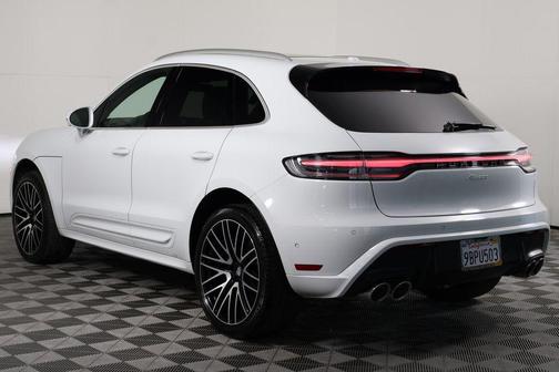 2022 Porsche Macan Base