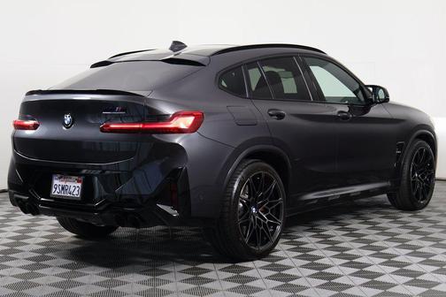 2025 BMW X4 M AWD