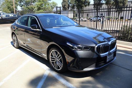 2024 BMW 530 i