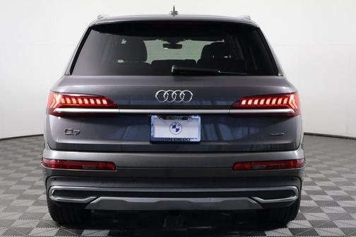 2020 Audi Q7 55 Premium Plus