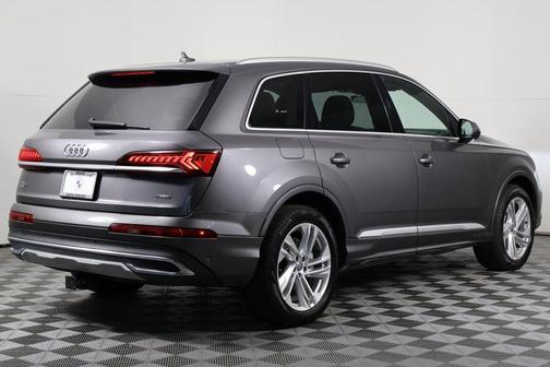2020 Audi Q7 55 Premium Plus