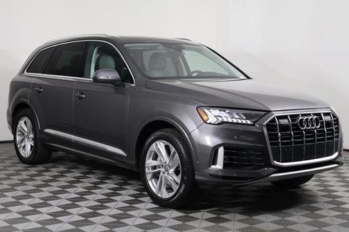 2020 Audi Q7 55 Premium Plus