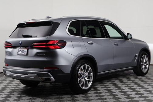 2026 BMW X5 PHEV xDrive50e