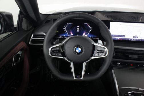 2025 BMW 230 i xDrive