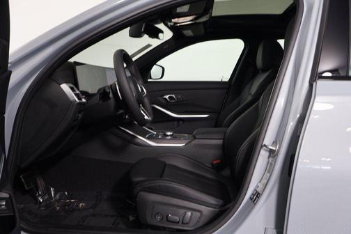 2026 BMW 330 i xDrive