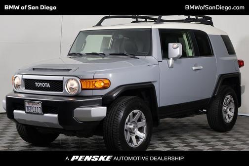 2014 Toyota FJ Cruiser Base