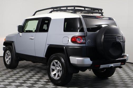 2014 Toyota FJ Cruiser Base