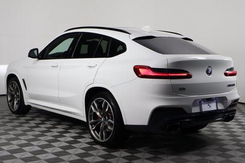 2021 BMW X4 M40i