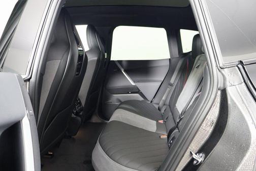 2026 BMW iX xDrive60