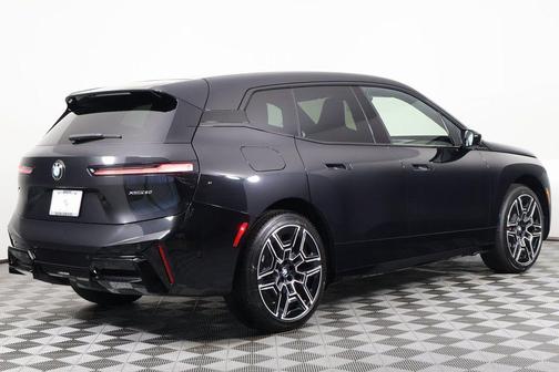 2026 BMW iX xDrive60