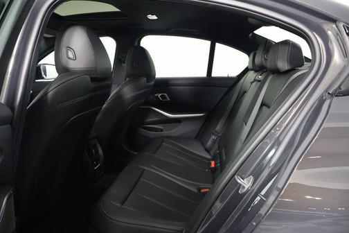 2026 BMW 330 i xDrive