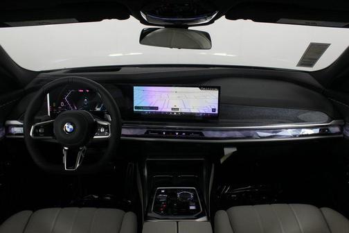 2025 BMW 760 i xDrive