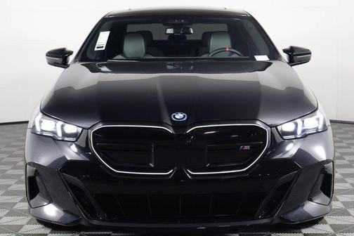 2024 BMW i5 M60