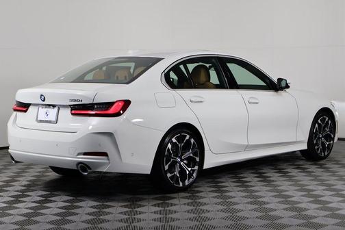 2025 BMW 330 i