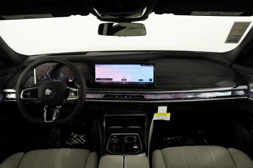 2026 BMW 740 i
