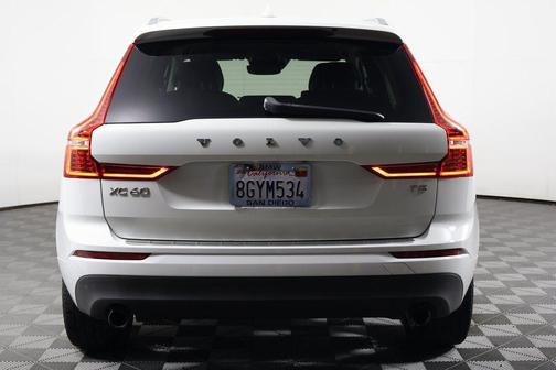 2019 Volvo XC60 T5 Momentum