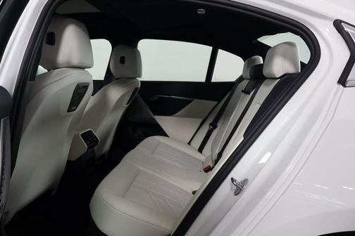 2026 BMW 530 i