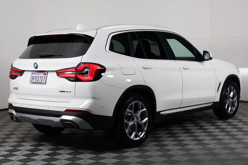 2023 BMW X3 sDrive30i