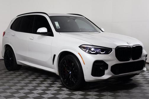 2022 BMW X5 M50i