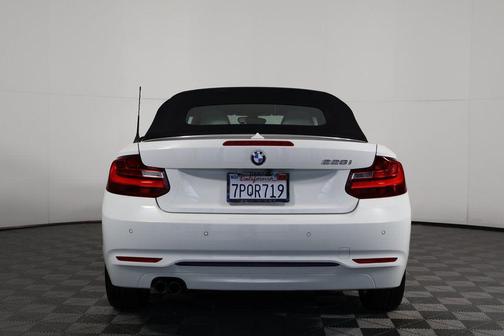 2016 BMW 228 228i