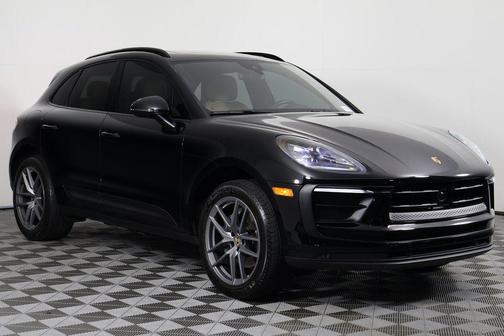 2024 Porsche Macan Base