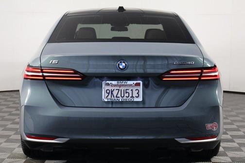 2024 BMW i5 eDrive40