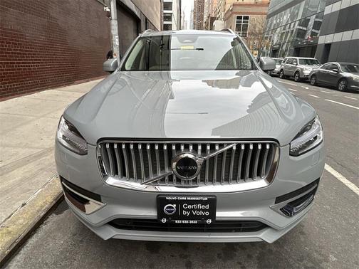 2025 Volvo XC90 Plug-In Hybrid T8 Plus 7-Seater