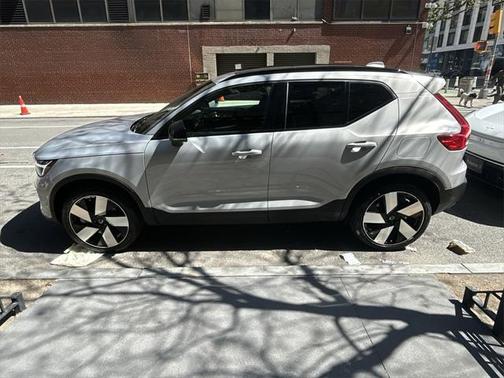 2023 Volvo XC40 Recharge Pure Electric Twin Ultimate