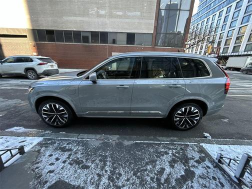 2026 Volvo XC90 Plug-In Hybrid Plus, T8 AWD, Electric/Gasoline, Bright, 7 Seats