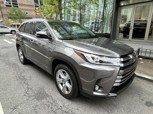 2017 Toyota Highlander Limited